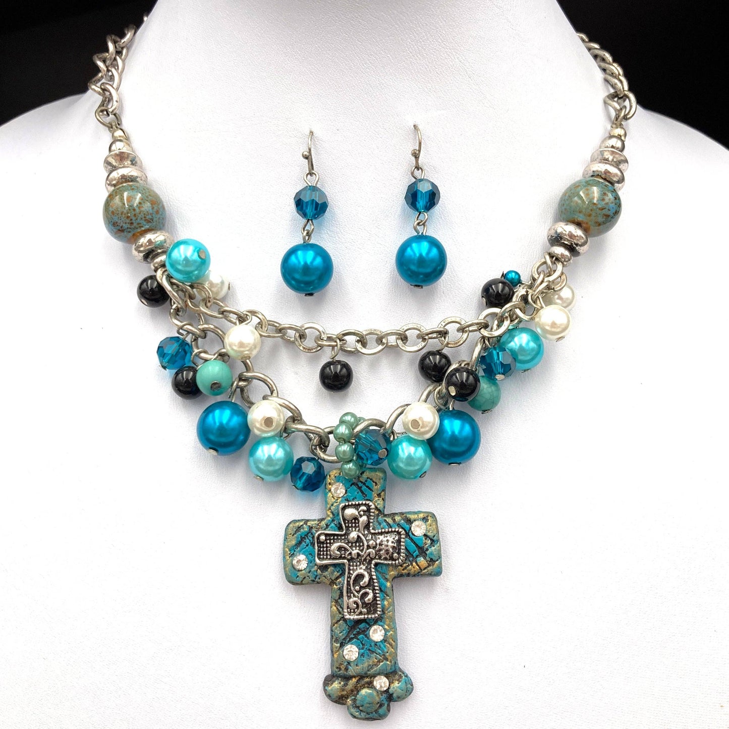 Wow! Chunky Necklace & Earring Set